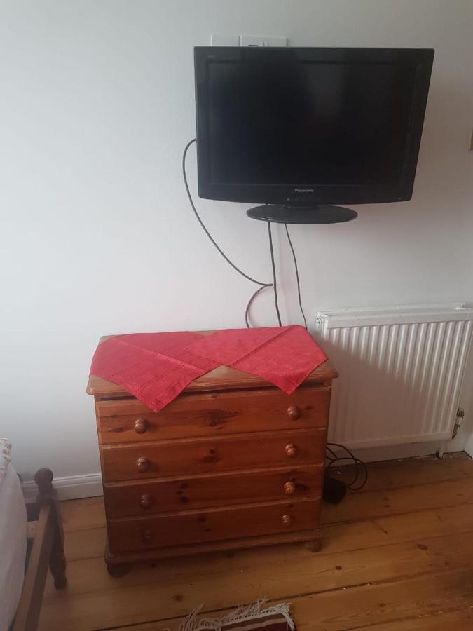 באת' Nice Single Room With A Nice View מראה חיצוני תמונה